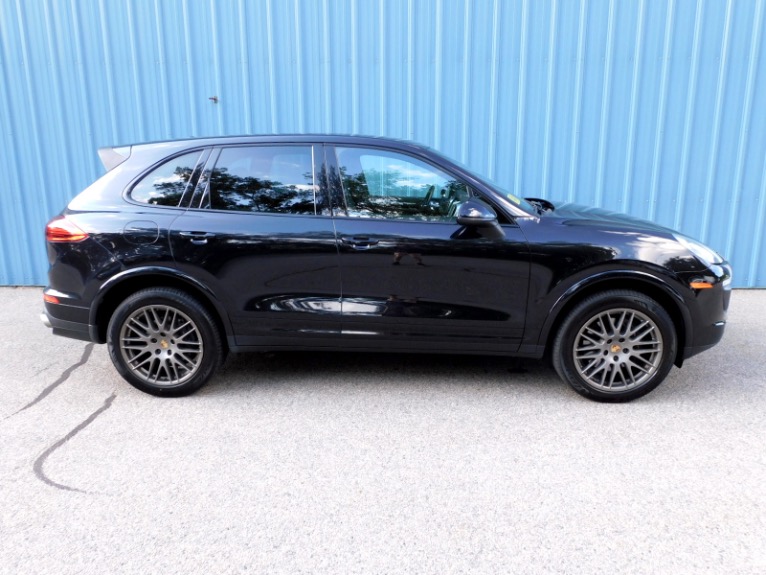 Used 2017 Porsche Cayenne Platinum Edition AWD Used 2017 Porsche Cayenne Platinum Edition AWD for sale at Metro West Motorcars LLC in Shrewsbury MA 6