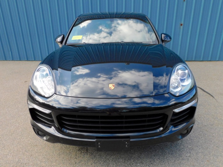 Used 2017 Porsche Cayenne Platinum Edition AWD Used 2017 Porsche Cayenne Platinum Edition AWD for sale at Metro West Motorcars LLC in Shrewsbury MA 8