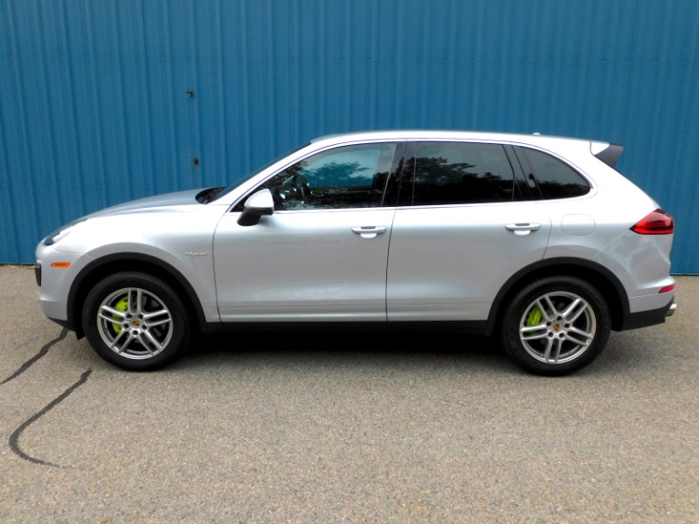 Used 2015 Porsche Cayenne S E-Hybrid AWD Used 2015 Porsche Cayenne S E-Hybrid AWD for sale at Metro West Motorcars LLC in Shrewsbury MA 2