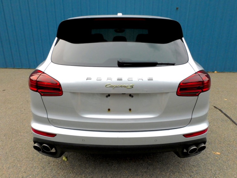 Used 2015 Porsche Cayenne S E-Hybrid AWD Used 2015 Porsche Cayenne S E-Hybrid AWD for sale at Metro West Motorcars LLC in Shrewsbury MA 4