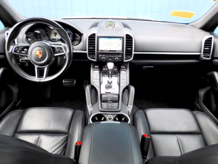 Used 2015 Porsche Cayenne S E-Hybrid AWD Used 2015 Porsche Cayenne S E-Hybrid AWD for sale at Metro West Motorcars LLC in Shrewsbury MA 9