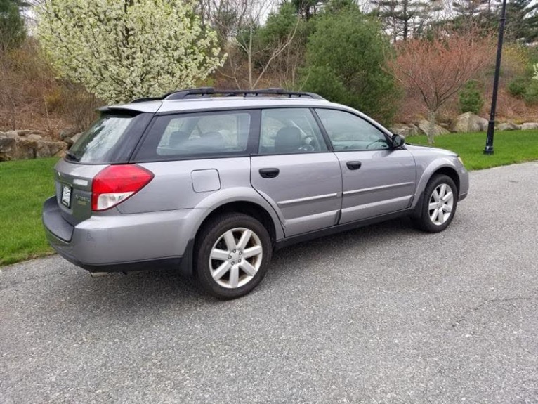 Used 2009 Subaru Outback 2.5i Special Edition Used 2009 Subaru Outback 2.5i Special Edition for sale  at Metro West Motorcars LLC in Shrewsbury MA 4