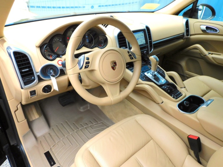 Used 2014 Porsche Cayenne Diesel AWD Used 2014 Porsche Cayenne Diesel AWD for sale at Metro West Motorcars LLC in Shrewsbury MA 13
