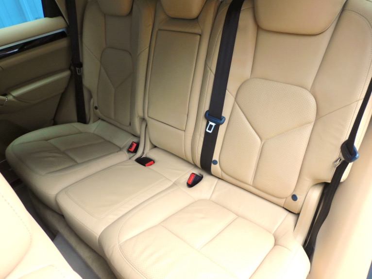 Used 2014 Porsche Cayenne Diesel AWD Used 2014 Porsche Cayenne Diesel AWD for sale at Metro West Motorcars LLC in Shrewsbury MA 16