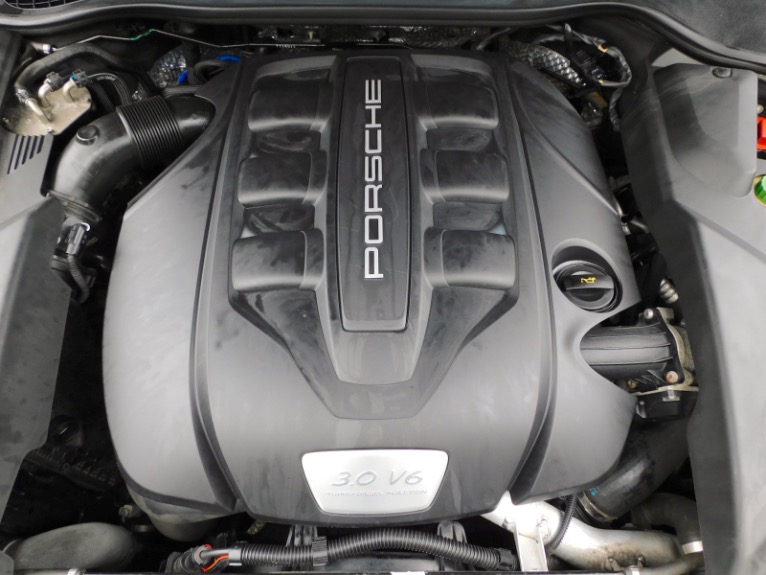 Used 2014 Porsche Cayenne Diesel AWD Used 2014 Porsche Cayenne Diesel AWD for sale at Metro West Motorcars LLC in Shrewsbury MA 23