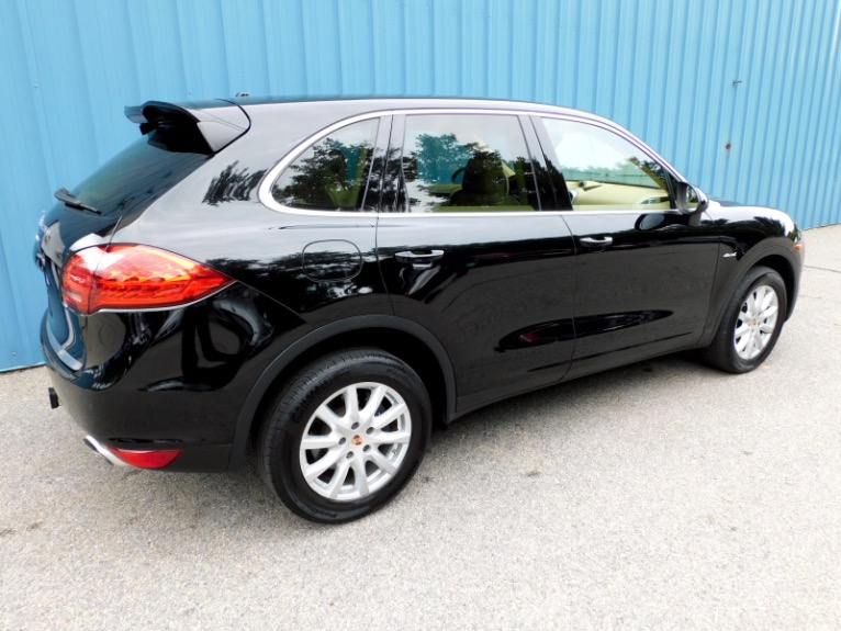 Used 2014 Porsche Cayenne Diesel AWD Used 2014 Porsche Cayenne Diesel AWD for sale at Metro West Motorcars LLC in Shrewsbury MA 5