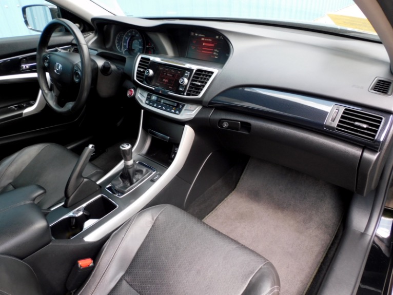 Used 2015 Honda Accord Coupe V6 Man EX-L Used 2015 Honda Accord Coupe V6 Man EX-L for sale at Metro West Motorcars LLC in Shrewsbury MA 18