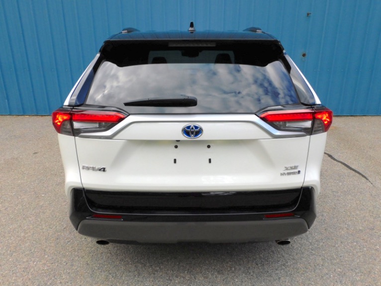 Used 2021 Toyota Rav4 Hybrid XSE AWD (Natl) Used 2021 Toyota Rav4 Hybrid XSE AWD (Natl) for sale  at Metro West Motorcars LLC in Shrewsbury MA 4