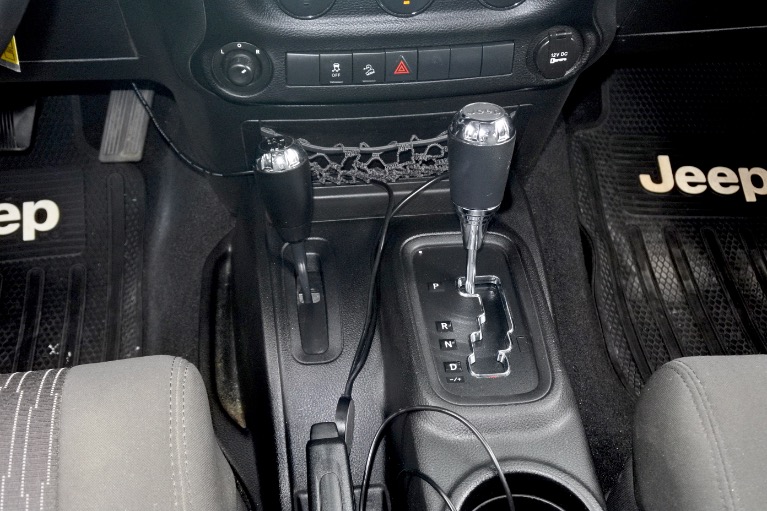 Used 2012 Jeep Wrangler 4WD 2dr Sport Used 2012 Jeep Wrangler 4WD 2dr Sport for sale at Metro West Motorcars LLC in Shrewsbury MA 12