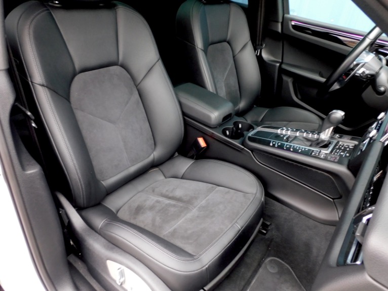 Used 2021 Porsche Macan S AWD Used 2021 Porsche Macan S AWD for sale at Metro West Motorcars LLC in Shrewsbury MA 19