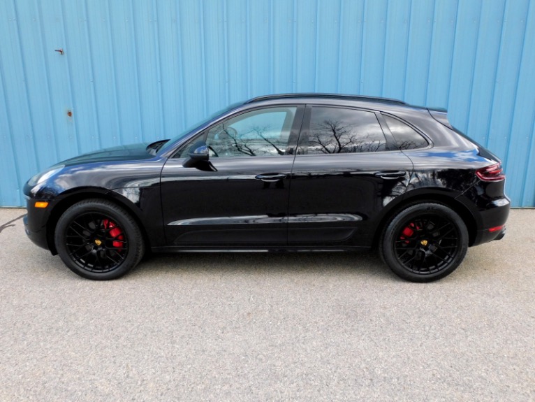 Used 2017 Porsche Macan GTS AWD Used 2017 Porsche Macan GTS AWD for sale  at Metro West Motorcars LLC in Shrewsbury MA 2