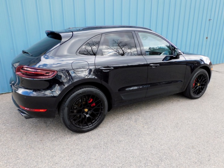 Used 2017 Porsche Macan GTS AWD Used 2017 Porsche Macan GTS AWD for sale  at Metro West Motorcars LLC in Shrewsbury MA 5