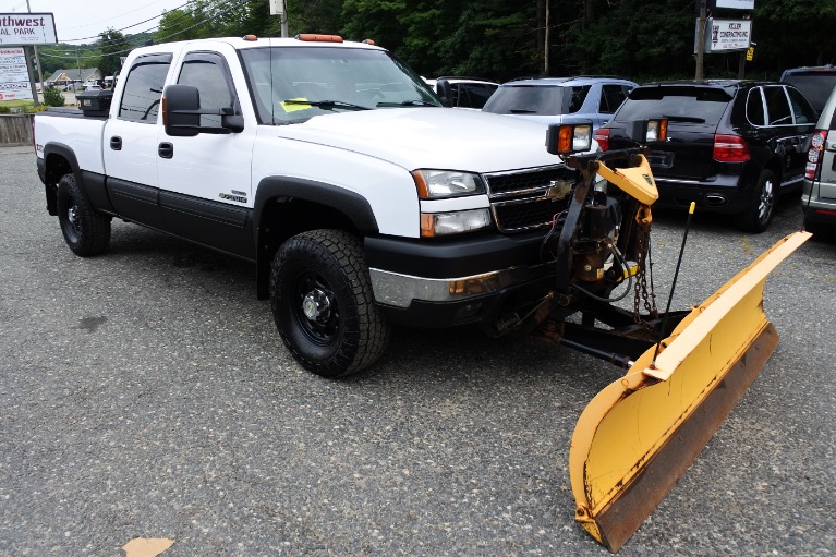 Used 2006 Chevrolet Silverado 2500hd Crew Cab 153' WB 4WD LT3 Used 2006 Chevrolet Silverado 2500hd Crew Cab 153' WB 4WD LT3 for sale  at Metro West Motorcars LLC in Shrewsbury MA 7