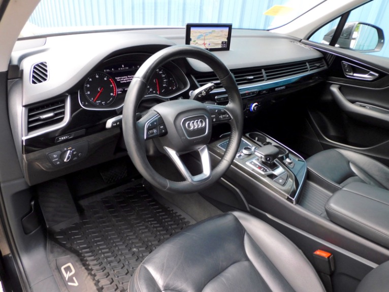 Used 2019 Audi Q7 SE Premium 55 TFSI quattro Used 2019 Audi Q7 SE Premium 55 TFSI quattro for sale at Metro West Motorcars LLC in Shrewsbury MA 13