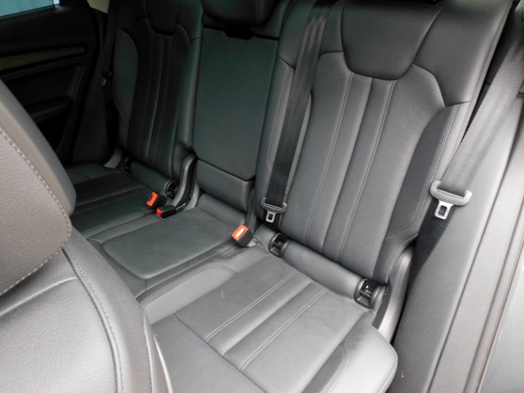 Used 2018 Audi Q5 2.0 TFSI Prestige Used 2018 Audi Q5 2.0 TFSI Prestige for sale at Metro West Motorcars LLC in Shrewsbury MA 16