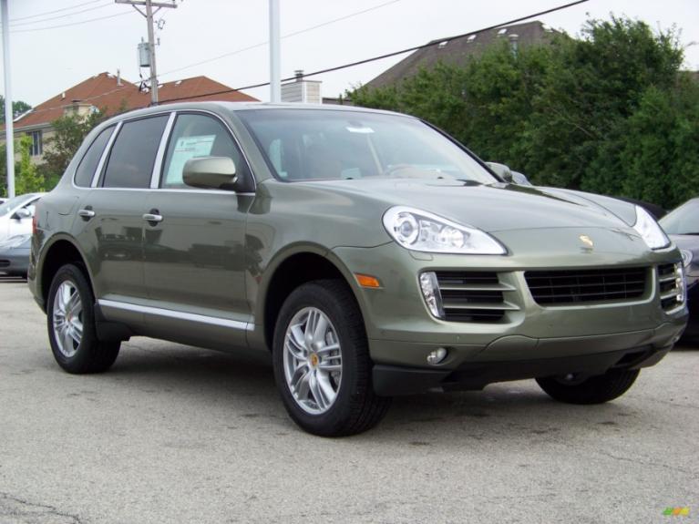 Used 2008 Porsche Cayenne S AWD Used 2008 Porsche Cayenne S AWD for sale  at Metro West Motorcars LLC in Shrewsbury MA 4