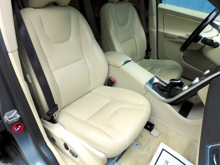 Used 2016 Volvo Xc60 T5 Premier AWD Used 2016 Volvo Xc60 T5 Premier AWD for sale at Metro West Motorcars LLC in Shrewsbury MA 19