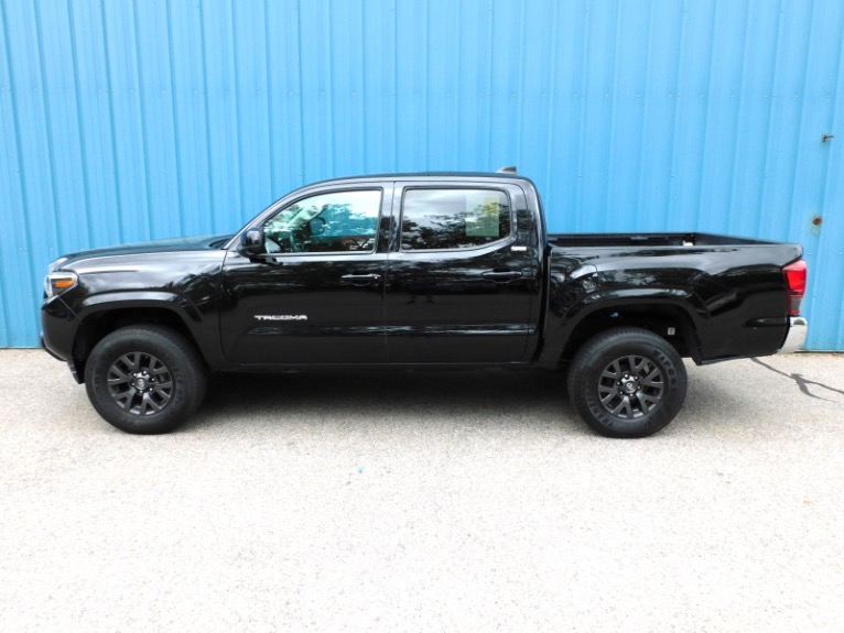 Used 2023 Toyota Tacoma 2wd SR5 Double Cab 5'' Bed I4 AT (Natl) Used 2023 Toyota Tacoma 2wd SR5 Double Cab 5'' Bed I4 AT (Natl) for sale  at Metro West Motorcars LLC in Shrewsbury MA 2