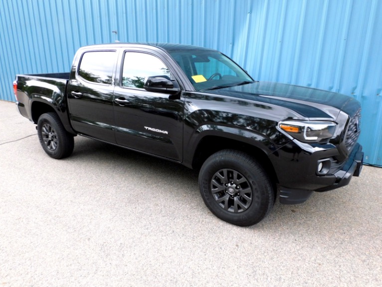 Used 2023 Toyota Tacoma 2wd SR5 Double Cab 5'' Bed I4 AT (Natl) Used 2023 Toyota Tacoma 2wd SR5 Double Cab 5'' Bed I4 AT (Natl) for sale  at Metro West Motorcars LLC in Shrewsbury MA 7
