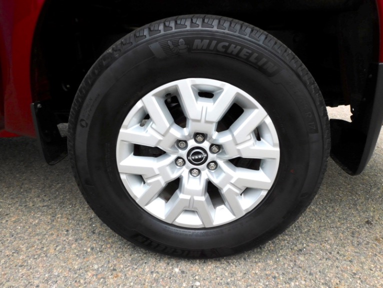 Used 2022 Nissan Frontier Crew Cab 4x4 SV Auto Used 2022 Nissan Frontier Crew Cab 4x4 SV Auto for sale at Metro West Motorcars LLC in Shrewsbury MA 23