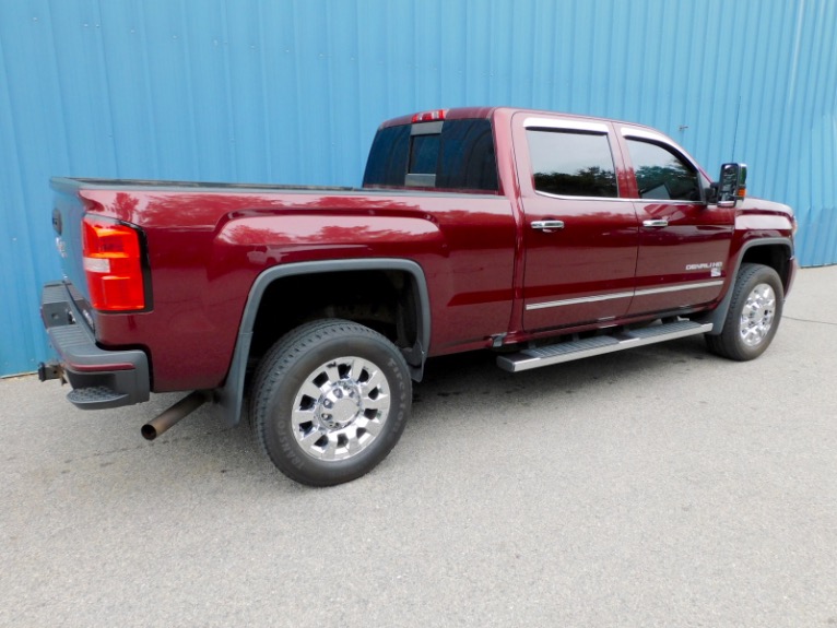 Used 2017 GMC Sierra 2500HD 4WD Crew Cab 153.7