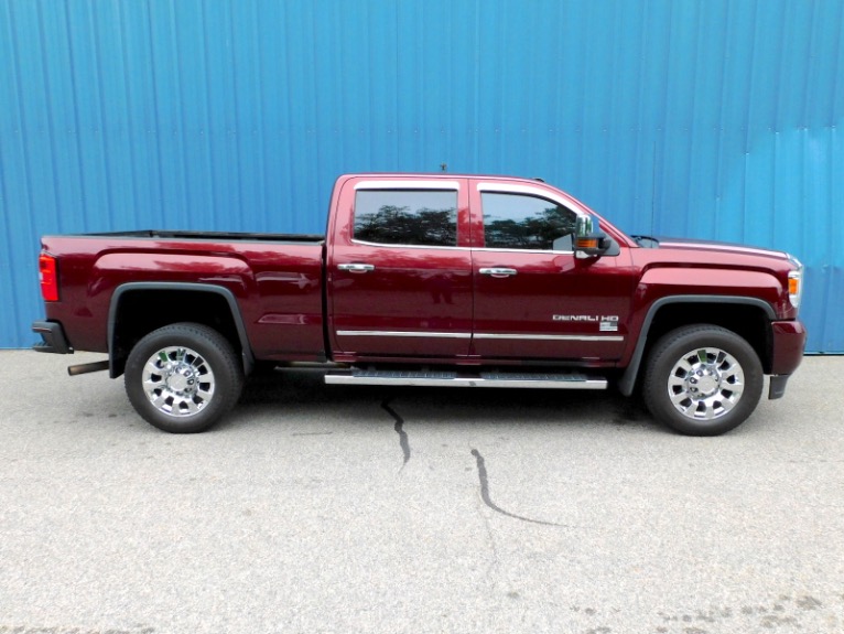 Used 2017 GMC Sierra 2500HD 4WD Crew Cab 153.7