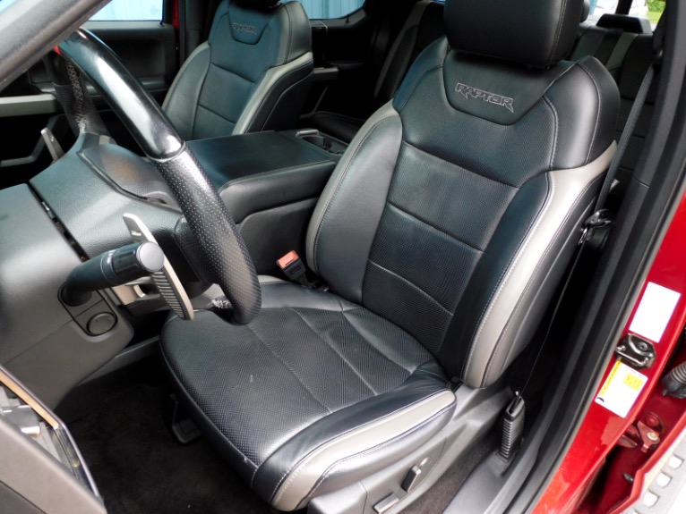 Used 2018 Ford F-150 Raptor 4WD SuperCrew 5.5'' Box Used 2018 Ford F-150 Raptor 4WD SuperCrew 5.5'' Box for sale at Metro West Motorcars LLC in Shrewsbury MA 14