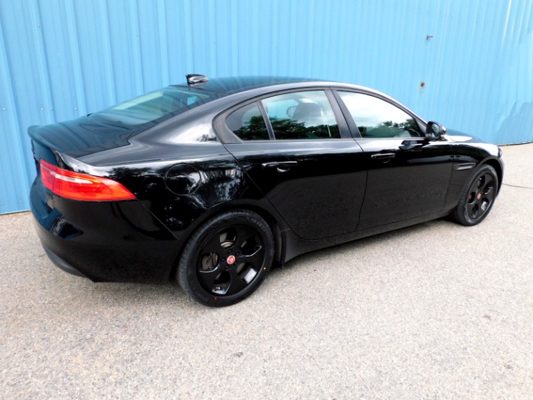 Used 2017 Jaguar Xe 20d AWD Used 2017 Jaguar Xe 20d AWD for sale at Metro West Motorcars LLC in Shrewsbury MA 5
