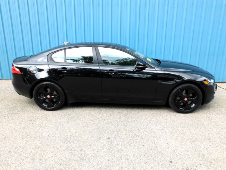 Used 2017 Jaguar Xe 20d AWD Used 2017 Jaguar Xe 20d AWD for sale at Metro West Motorcars LLC in Shrewsbury MA 6
