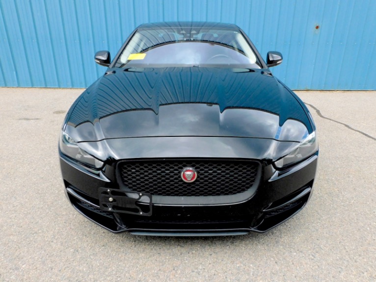 Used 2017 Jaguar Xe 20d AWD Used 2017 Jaguar Xe 20d AWD for sale at Metro West Motorcars LLC in Shrewsbury MA 8
