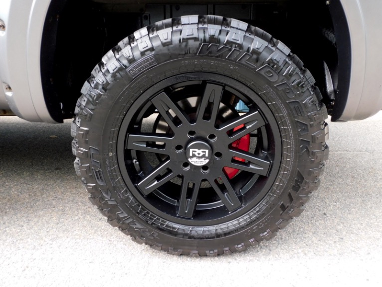 Used 2019 Nissan Titan 4x4 Crew Cab PRO-4X Used 2019 Nissan Titan 4x4 Crew Cab PRO-4X for sale at Metro West Motorcars LLC in Shrewsbury MA 24