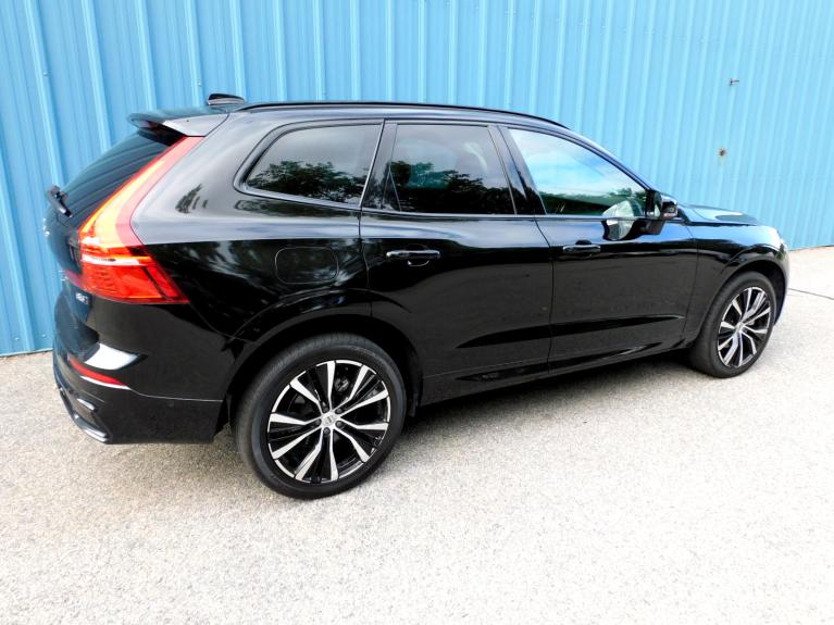 Used 2024 Volvo XC60 B5 AWD Plus Dark Theme Used 2024 Volvo XC60 B5 AWD Plus Dark Theme for sale at Metro West Motorcars LLC in Shrewsbury MA 5