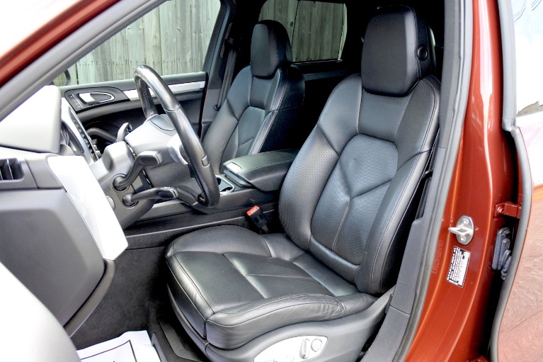 Used 2011 Porsche Cayenne AWD Used 2011 Porsche Cayenne AWD for sale at Metro West Motorcars LLC in Shrewsbury MA 14