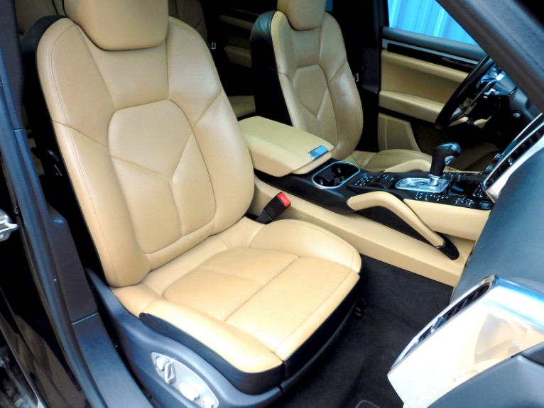 Used 2015 Porsche Cayenne S E-Hybrid AWD Used 2015 Porsche Cayenne S E-Hybrid AWD for sale at Metro West Motorcars LLC in Shrewsbury MA 19