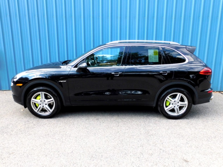 Used 2015 Porsche Cayenne S E-Hybrid AWD Used 2015 Porsche Cayenne S E-Hybrid AWD for sale at Metro West Motorcars LLC in Shrewsbury MA 2