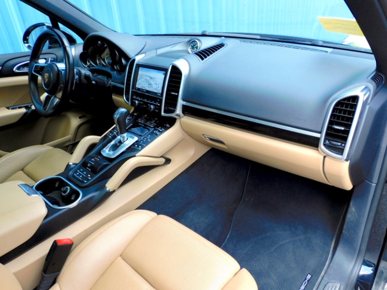 Used 2015 Porsche Cayenne S E-Hybrid AWD Used 2015 Porsche Cayenne S E-Hybrid AWD for sale at Metro West Motorcars LLC in Shrewsbury MA 20