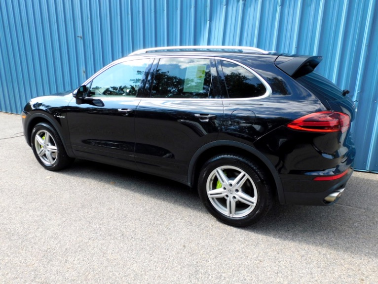 Used 2015 Porsche Cayenne S E-Hybrid AWD Used 2015 Porsche Cayenne S E-Hybrid AWD for sale at Metro West Motorcars LLC in Shrewsbury MA 3