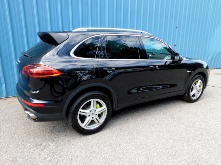 Used 2015 Porsche Cayenne S E-Hybrid AWD Used 2015 Porsche Cayenne S E-Hybrid AWD for sale at Metro West Motorcars LLC in Shrewsbury MA 5