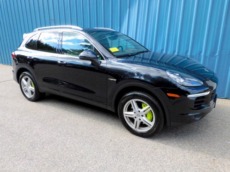 Used 2015 Porsche Cayenne S E-Hybrid AWD Used 2015 Porsche Cayenne S E-Hybrid AWD for sale at Metro West Motorcars LLC in Shrewsbury MA 7