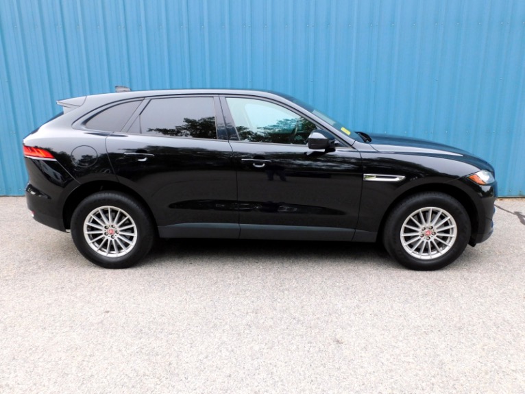 Used 2017 Jaguar F-pace 35t AWD Used 2017 Jaguar F-pace 35t AWD for sale  at Metro West Motorcars LLC in Shrewsbury MA 6