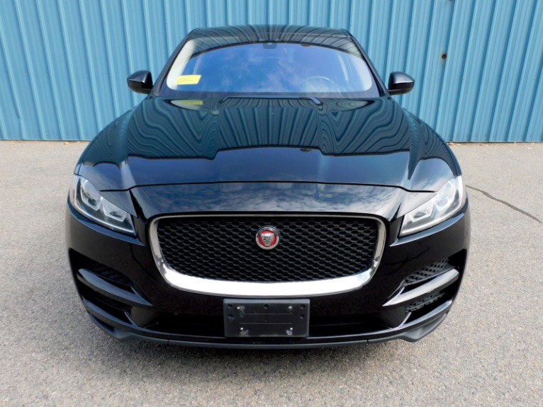 Used 2017 Jaguar F-pace 35t AWD Used 2017 Jaguar F-pace 35t AWD for sale  at Metro West Motorcars LLC in Shrewsbury MA 8