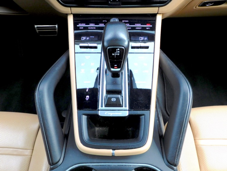 Used 2021 Porsche Cayenne S AWD Used 2021 Porsche Cayenne S AWD for sale  at Metro West Motorcars LLC in Shrewsbury MA 12