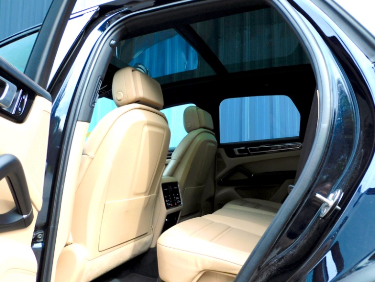 Used 2021 Porsche Cayenne S AWD Used 2021 Porsche Cayenne S AWD for sale  at Metro West Motorcars LLC in Shrewsbury MA 15