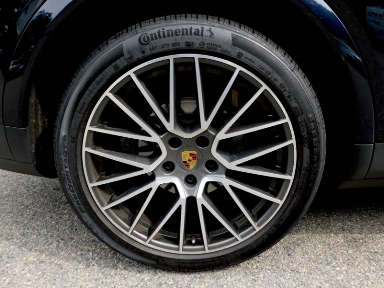 Used 2021 Porsche Cayenne S AWD Used 2021 Porsche Cayenne S AWD for sale  at Metro West Motorcars LLC in Shrewsbury MA 24