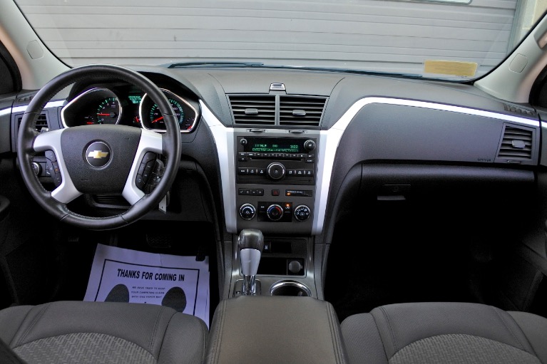 Used 2012 Chevrolet Traverse AWD 4dr LT w/1LT Used 2012 Chevrolet Traverse AWD 4dr LT w/1LT for sale at Metro West Motorcars LLC in Shrewsbury MA 9