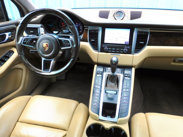 Used 2017 Porsche Macan Turbo AWD Used 2017 Porsche Macan Turbo AWD for sale  at Metro West Motorcars LLC in Shrewsbury MA 9