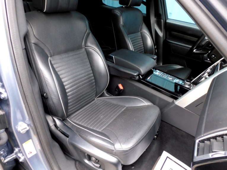 Used 2018 Land Rover Discovery HSE Luxury V6 Supercharged Used 2018 Land Rover Discovery HSE Luxury V6 Supercharged for sale  at Metro West Motorcars LLC in Shrewsbury MA 21