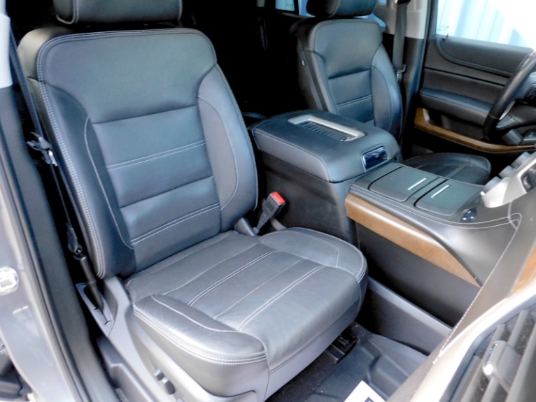 Used 2020 GMC Yukon Denali 4WD Used 2020 GMC Yukon Denali 4WD for sale  at Metro West Motorcars LLC in Shrewsbury MA 21
