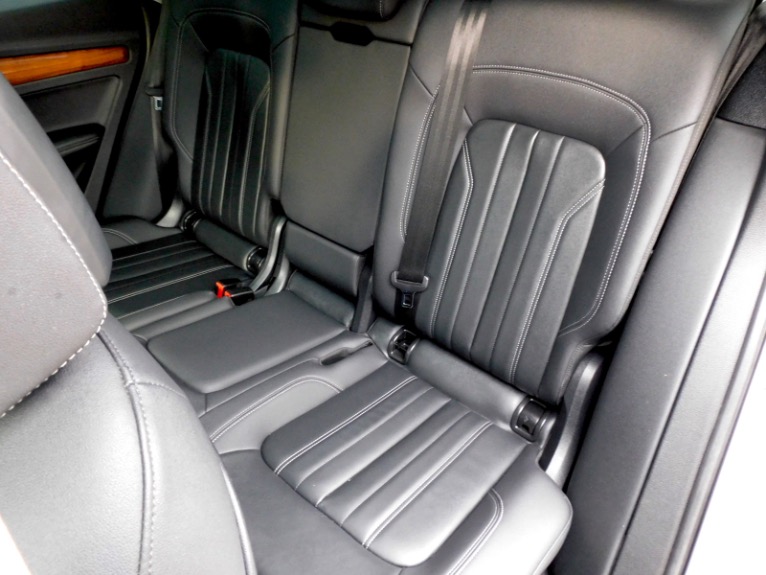 Used 2022 Audi Q5 S line Premium Plus 45 TFSI quattro Used 2022 Audi Q5 S line Premium Plus 45 TFSI quattro for sale  at Metro West Motorcars LLC in Shrewsbury MA 16