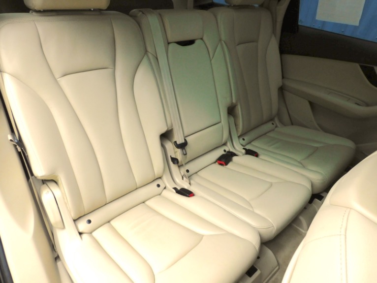 Used 2019 Audi Q7 Premium Plus 45 TFSI Used 2019 Audi Q7 Premium Plus 45 TFSI for sale  at Metro West Motorcars LLC in Shrewsbury MA 19